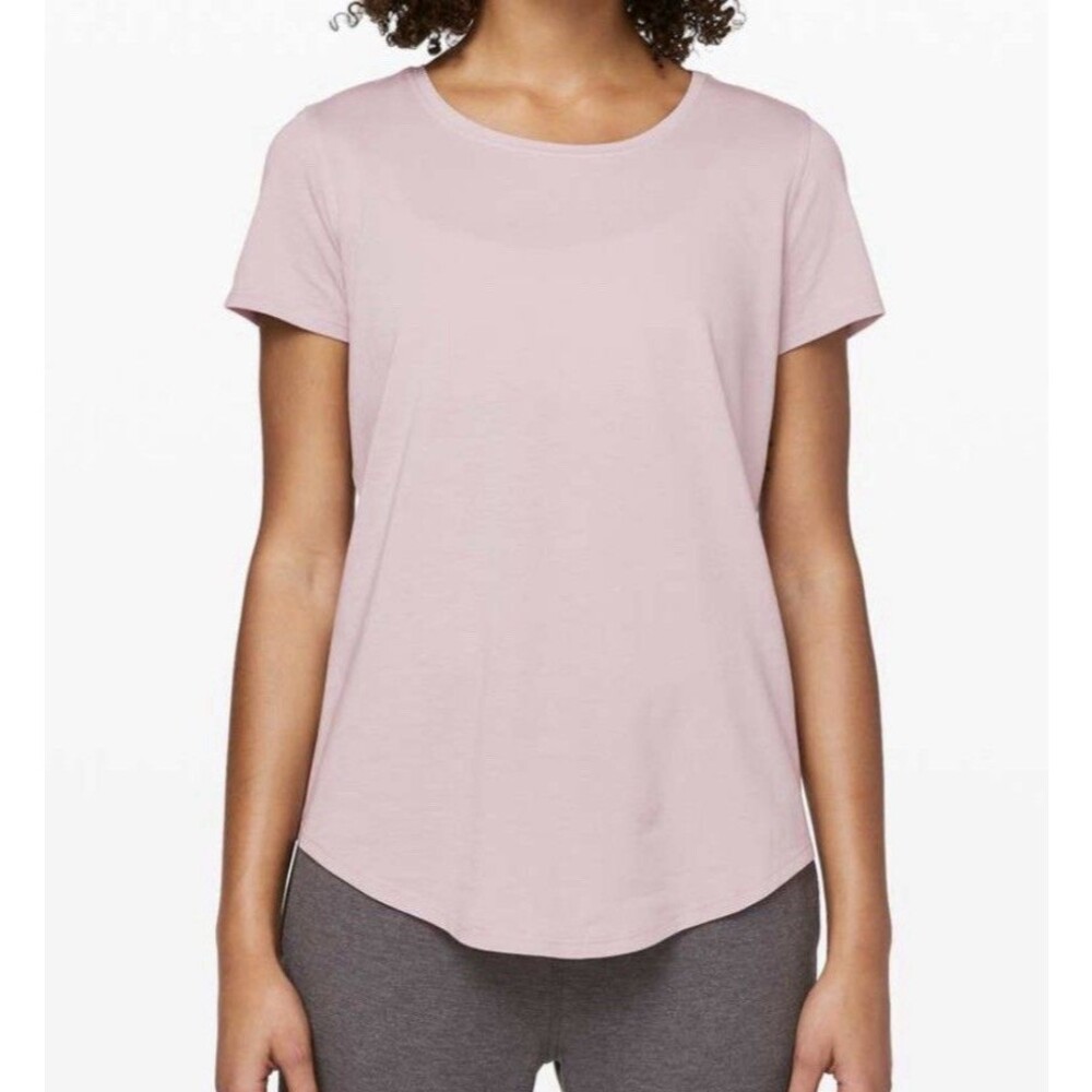 Lululemon Crew Neck T Shirt Top Pink Smoky Blush Size 8 Stretch Gym Short Sleeve